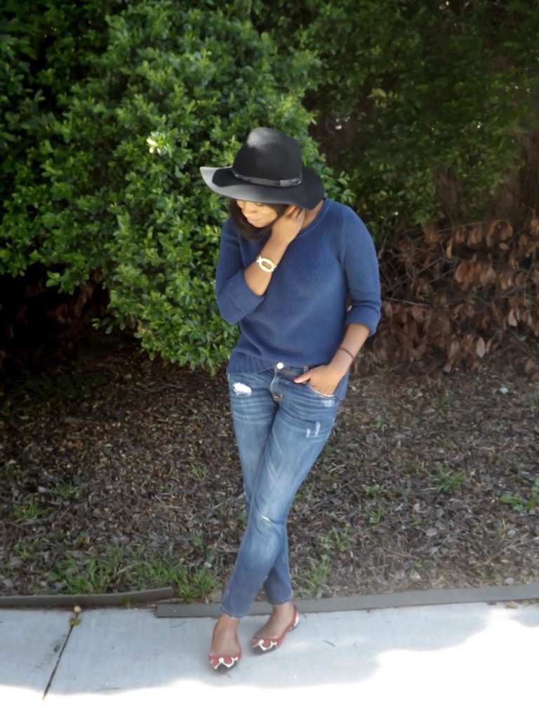 casual jean outfit with fedora and zara flats - downtown demure
