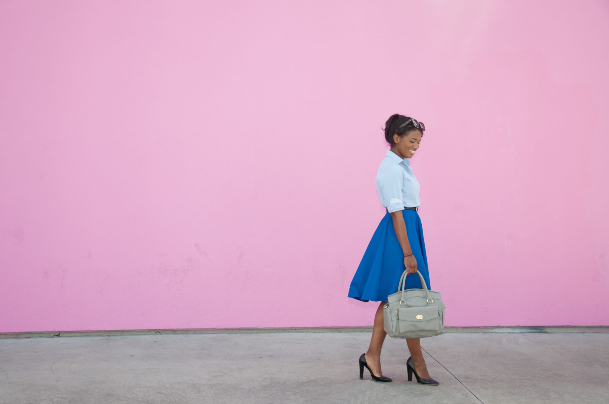 wearing my blue midi skirt at the pink wall in los angeles - downtown demure