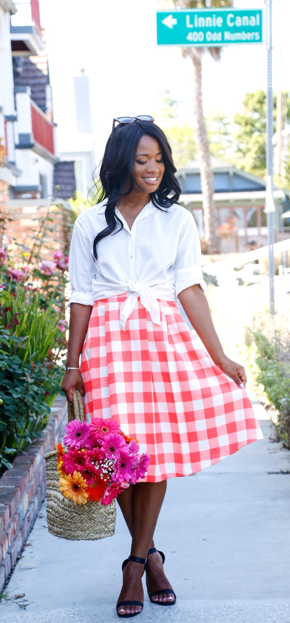 Gingham + Flowers on DowntownDemure.com - Modest Fashion Blog (4)